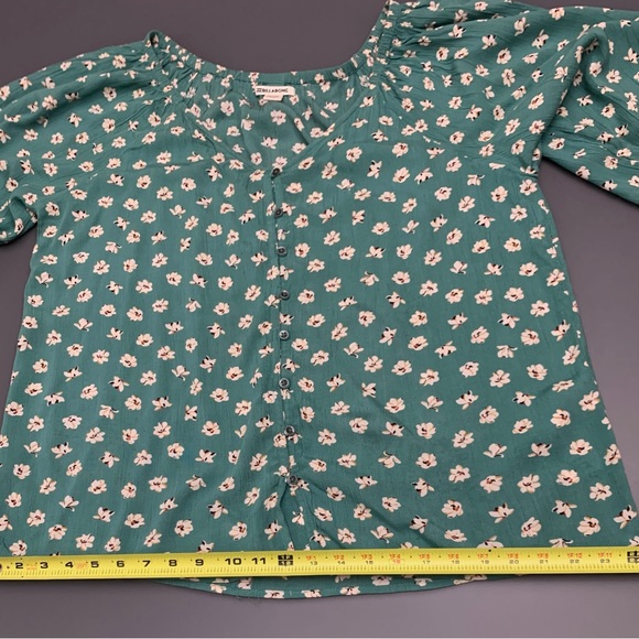 BillaBong Blouse Size Large Cold Off Shoulder Green Floral Oversized Flowy Boho - Picture 5 of 15